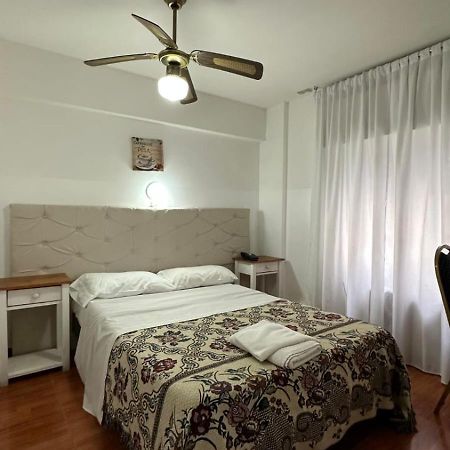 קורדובה Hotel Bristol מראה חיצוני תמונה