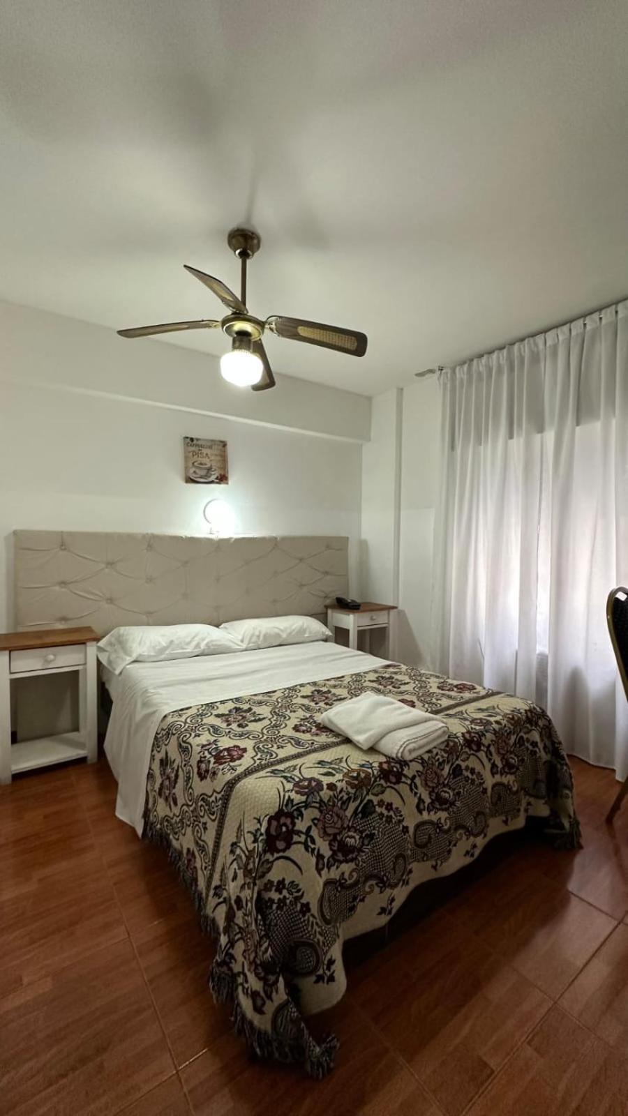 קורדובה Hotel Bristol מראה חיצוני תמונה
